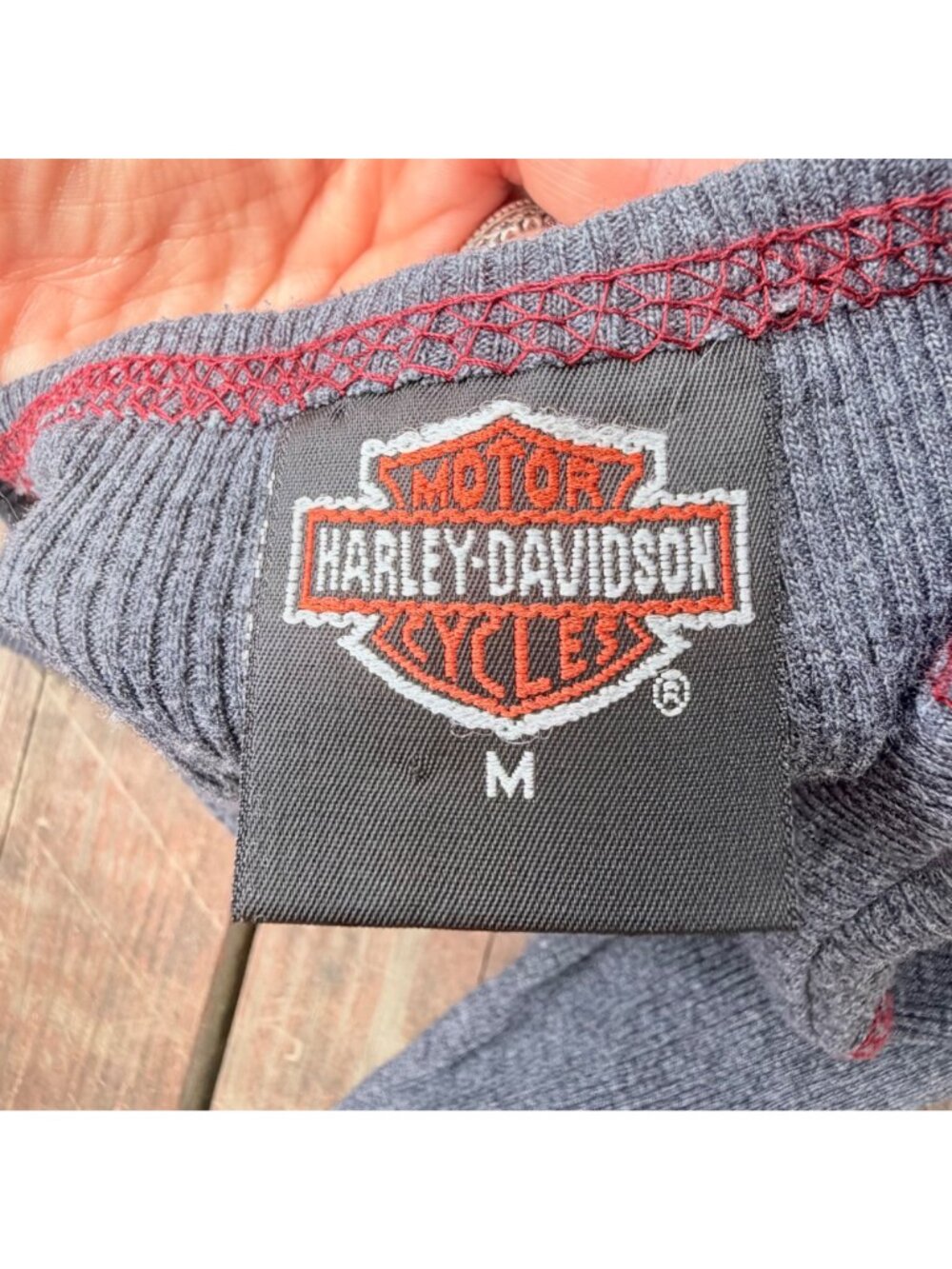 Harley-Davidson Womens Blue Waffle Knit Long Sleeve V-Neck Shirt With Red Stitch - Picture 3 of 3